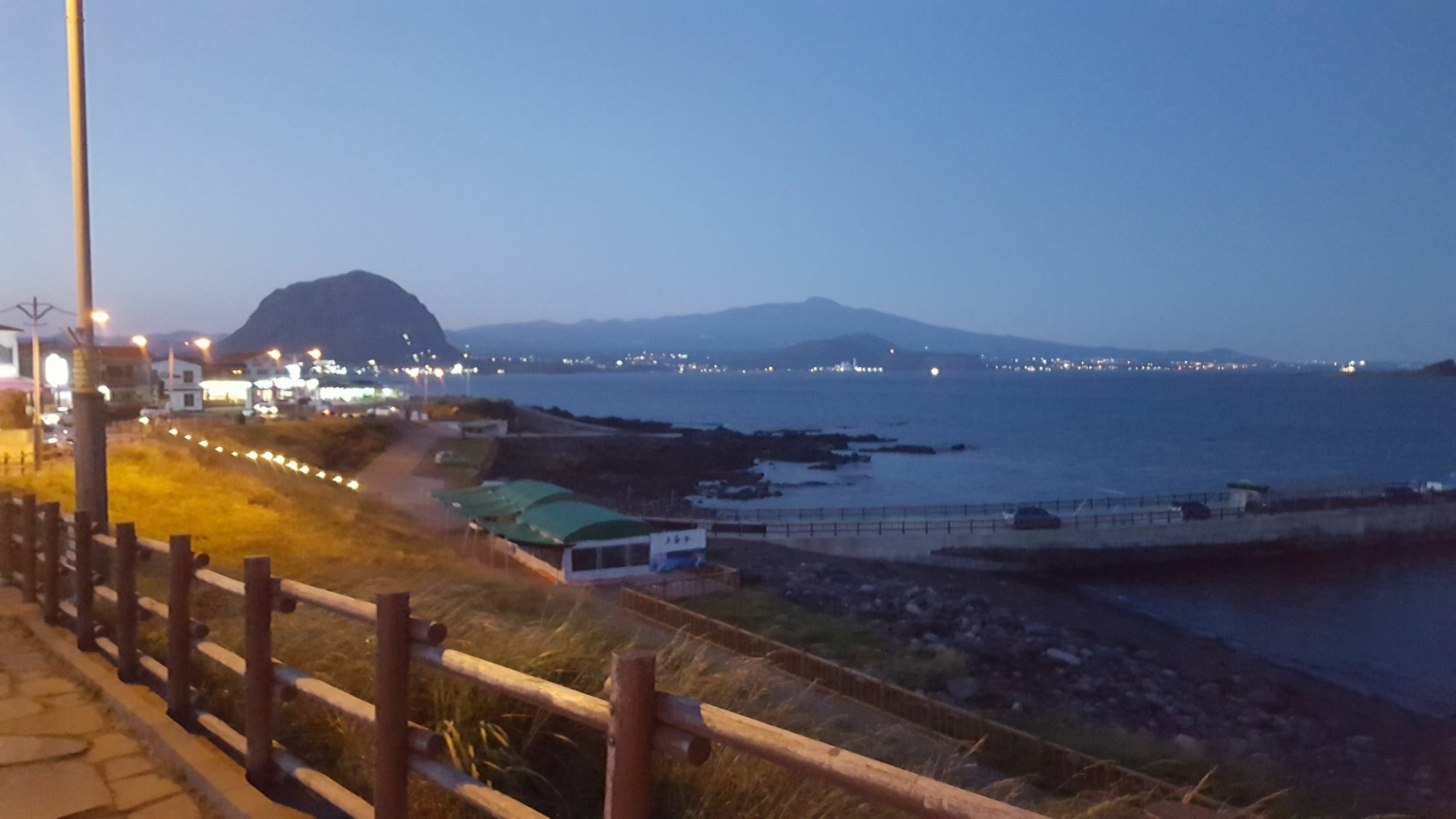 Wind Jeju Cafe & Pension Σεογκουίπο Εξωτερικό φωτογραφία