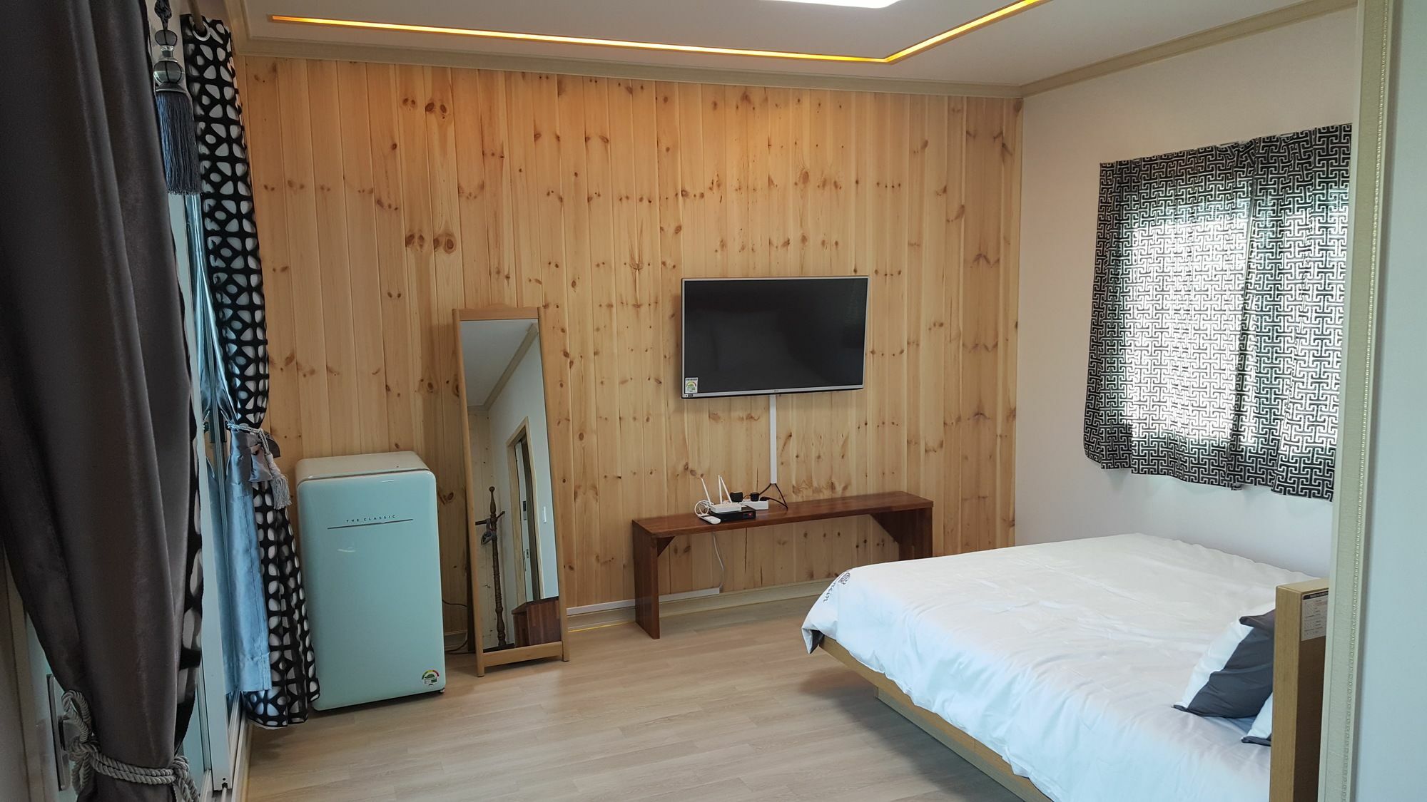 Wind Jeju Cafe & Pension Σεογκουίπο Εξωτερικό φωτογραφία